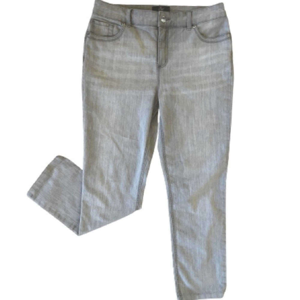 CHICOS LIGHT GREY SO SLIMMING MID RISE JEANS SIZE 1 WOMENS 8